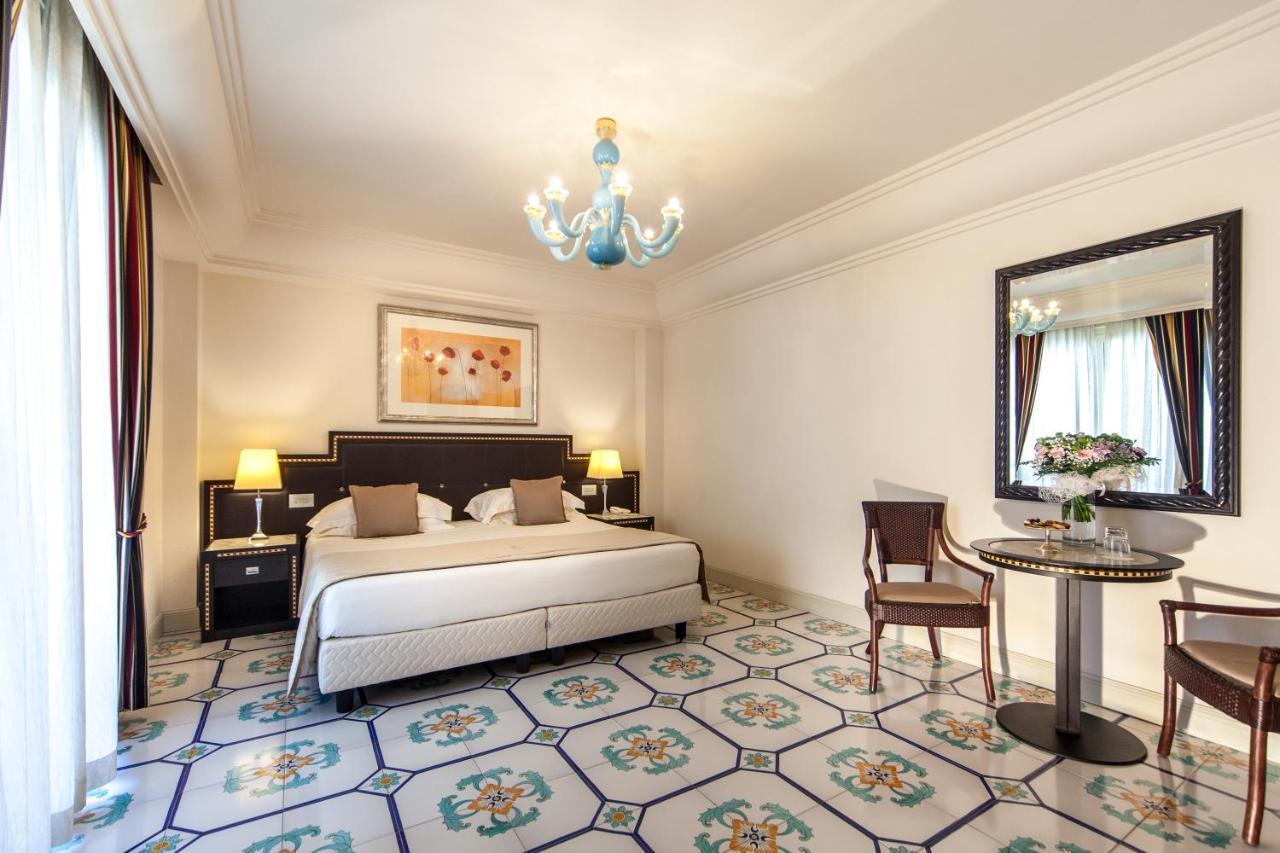 Palace Hotel Milano Marittima Exterior foto